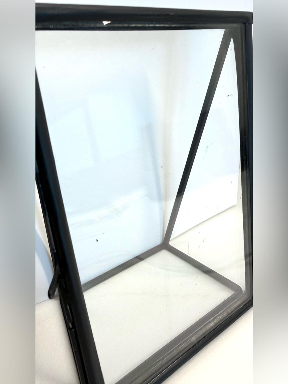Magnolia Home Joanna Gaines Black Metal & Glass Floating Picture Frame 5x7 - Picture 2 of 5